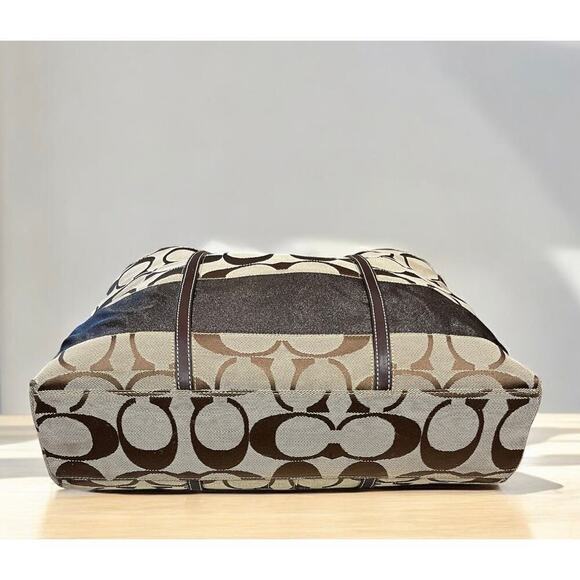 Y2K Coach 11099 Legacy Signature Stripe Large Tote & 40028 Signature Wristlet - Picture 5 of 16